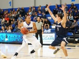 6-2 Cougars Drop One to UC San Diego