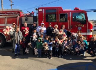 Vista Sheriffs, Fire Fighters and Council Spreads Good Cheer