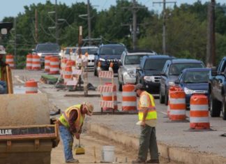 Lane Closures Along South Twin Oaks Valley Road beginning March 6