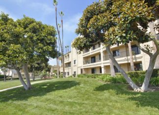 Las Villas De Carlsbad Honors Artwork And Military Service