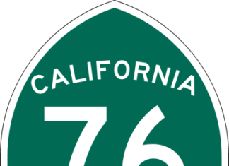 The Obstacle is the Solution with Oceanside Traffic / CA-76