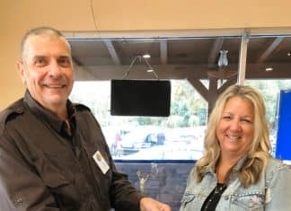 Kiwanis Club of Sunrise Vista supporting Vista Teen Outreach