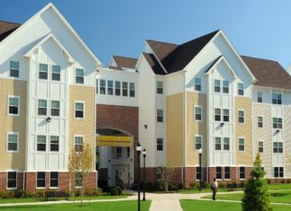 Four-Story Apartment Building Proposal on North Santa Fe