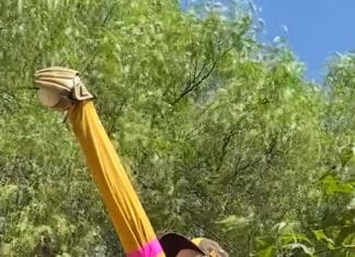 Fernando Tatis Jr Catches 1st Place in Scarecrow Contest