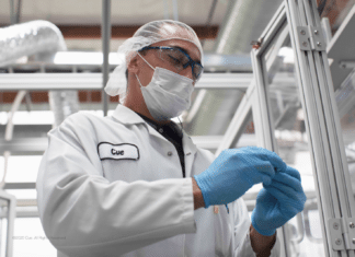 Cue Health to Produce Fast, Molecular COVID-19 Tests, Create Hundreds of Jobs at New Vista Facility