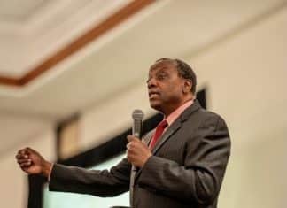 Pathway Health Clinic Hosts 23rd Annual Invest in LIFE Gala