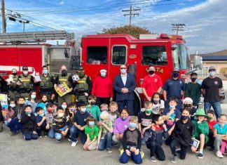 Vista Firefighters and San Diego County Sheriff’s-Vista Spread Christmas Joy