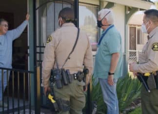 San Diego County Sheriff Deputies Deliver Meals to Seniors.