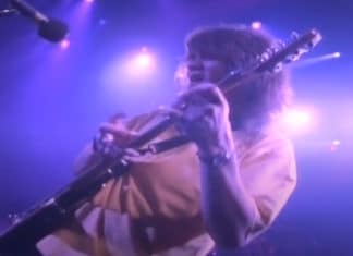 Van Halen – Right Here Right Now Concert