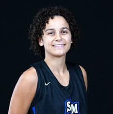 Akayla Hackson named CCAA Female Scholar-Athlete of the Year