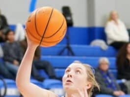 Cougars Close Out 2022 With 76-70 Win at CSULA Women’s Basketball