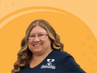 Sonja Olson Receives San Marcos City Council’s Civic SMILE Award