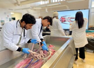 OUSD Course Provides Work Based Learning in Health Science Fields