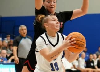 Hot Start Lifts Cougars to 80-54 Win Over Saint Martin’s