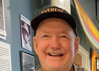 Filmmaker Greg MacGillivray 2024 recipient of the Museum’s “Silver Surfer Award,”