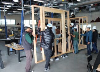 Vista Unified Construction Students Help Build Tiny Homes for Homeless Veterans