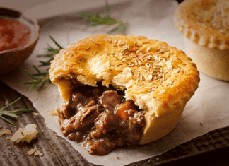 Oscar’s Meat Pies Now Open in Vista Offering a Delicious Alternative for Meals