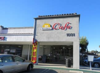 New Breakfast and Lunch Eatery Opens in Vista