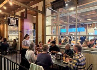 Burger Bench Vista Opened in Downtown Historic Vista Update