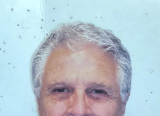 Christopher Earl Lowe Obituary