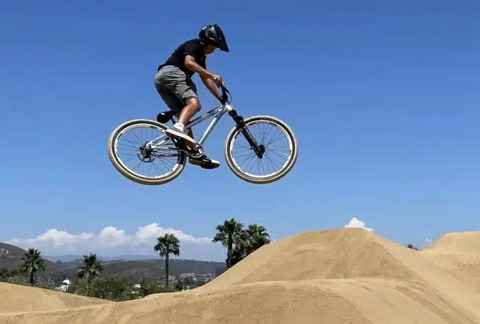 11234fda-adca-4623-b025-3b1aa1f1f766_2200x1489