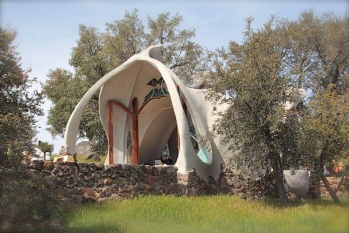 ilan-lael-29-drafting-studio-01-1024x683