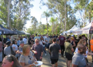 Novemberfest Draws Hundreds to Alta Vista Botanical Gardens Again