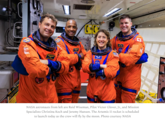 NASA Ready for Historic Launch, Lunar Flyby