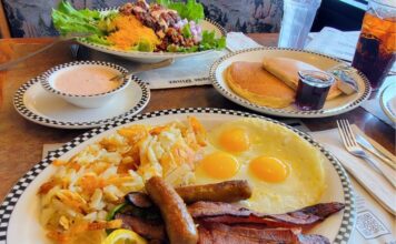 Black Bear Diner Receives Rave Reports with Opening in Vista