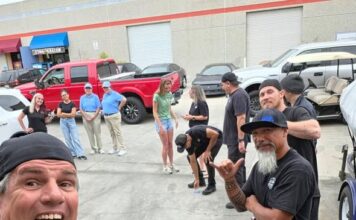 Random Act of Kindness Award Recognizes Local Business Owner