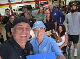 Random Act of Kindness Award Recognizes Local Business Owner