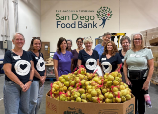 The Woman’s Club of Vista Volunteers at The Jacobs & Cushman San Diego Food Bank